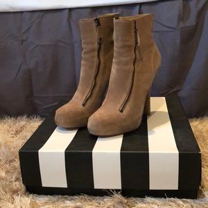 LAMB Tan Suede Heels